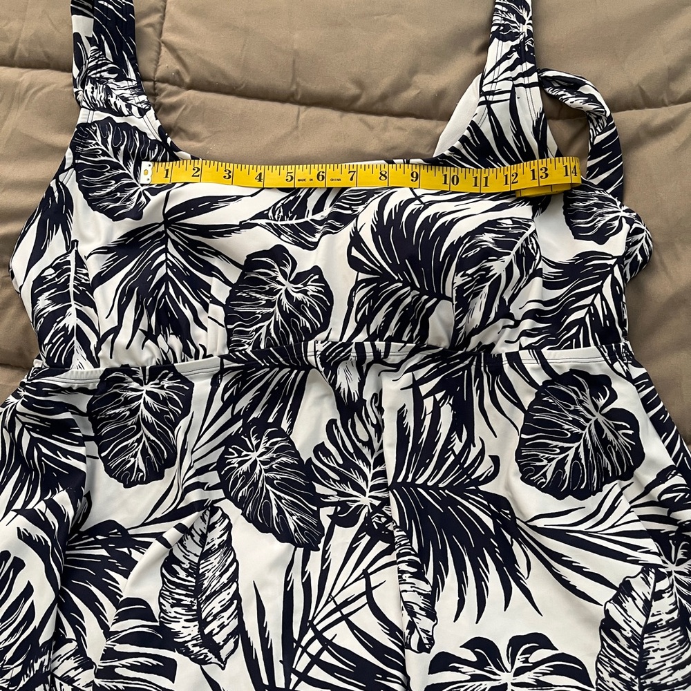 Kona Sol SwimTankini Top - Picture 11 of 11